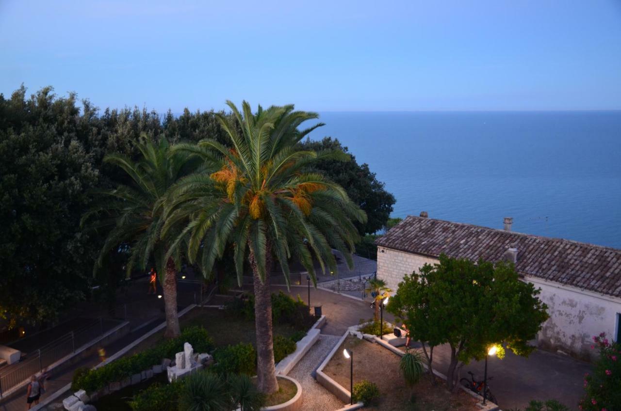 L'Orizzonte Relais Sirolo Hotel Kültér fotó