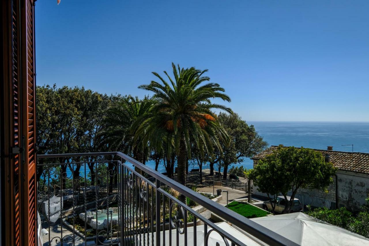 L'Orizzonte Relais Sirolo Hotel Kültér fotó